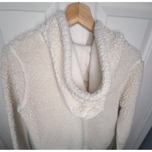 Abercrombie & Fitch Cream Colored Sherpa crop Hoodie 3/4 Zip Kangaroo Pouch Sz M - Picture 9 of 11